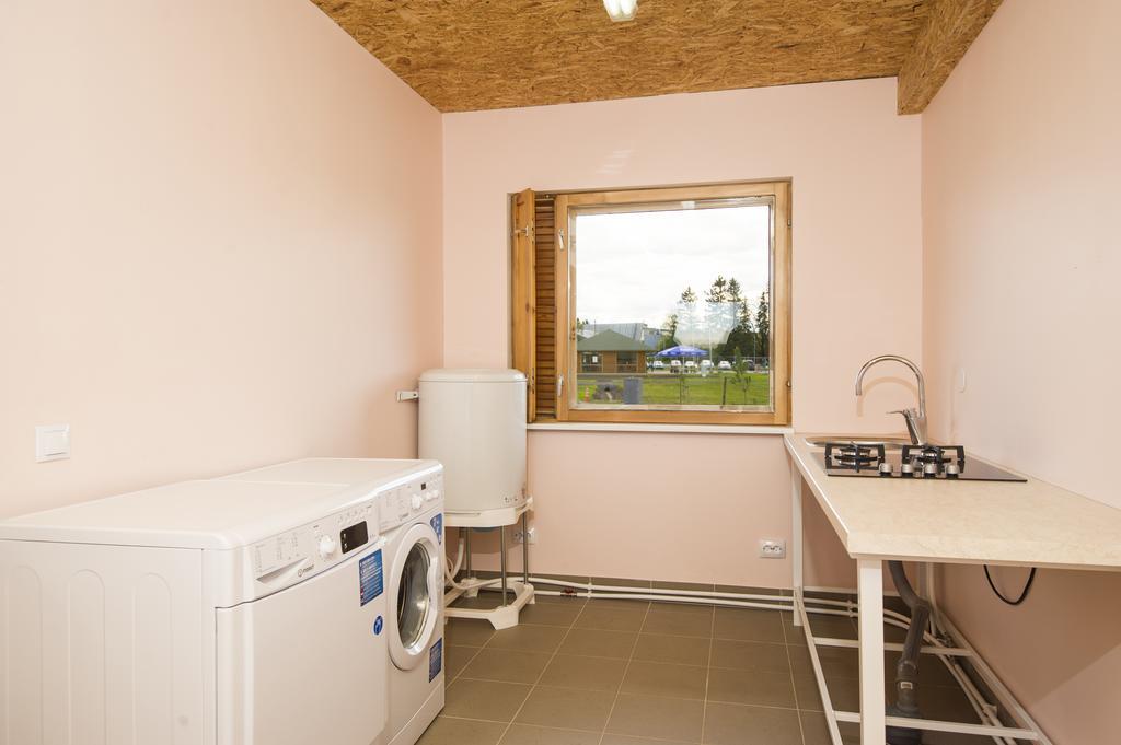 Vanamoisa Caravan Park Saue Bilik gambar